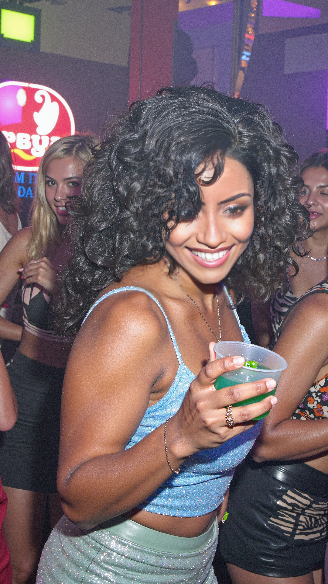 Veronica thumbnail 2